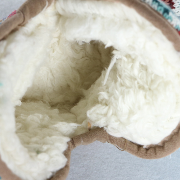 New MUK LUKS Floral Woven Lined Shearling Slippers - Picture 6 of 7